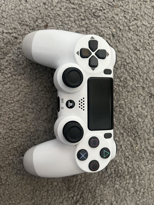 PlayStation      4