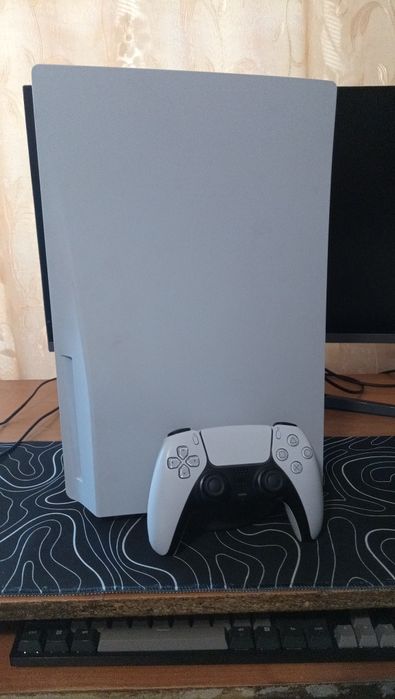 Продам playstation 5 з дисководом в гарному стані