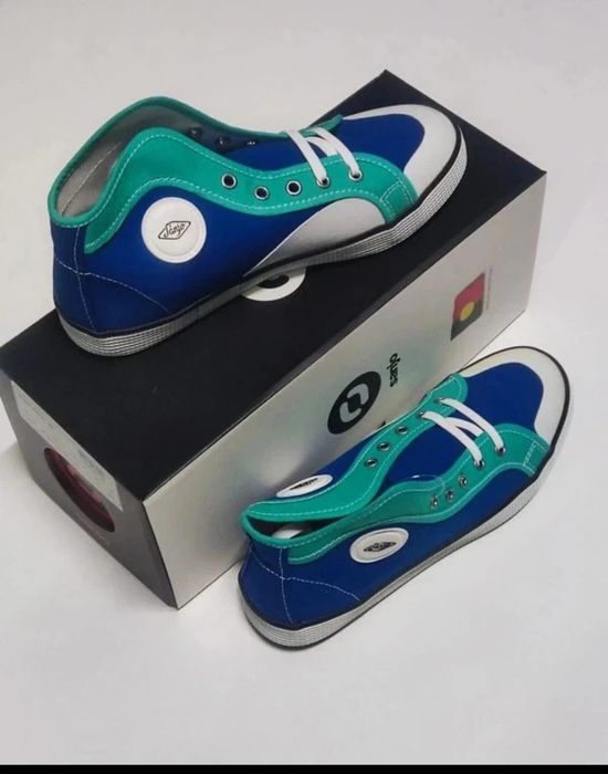 Sapatilhas Sanjo em caixa  tam 40