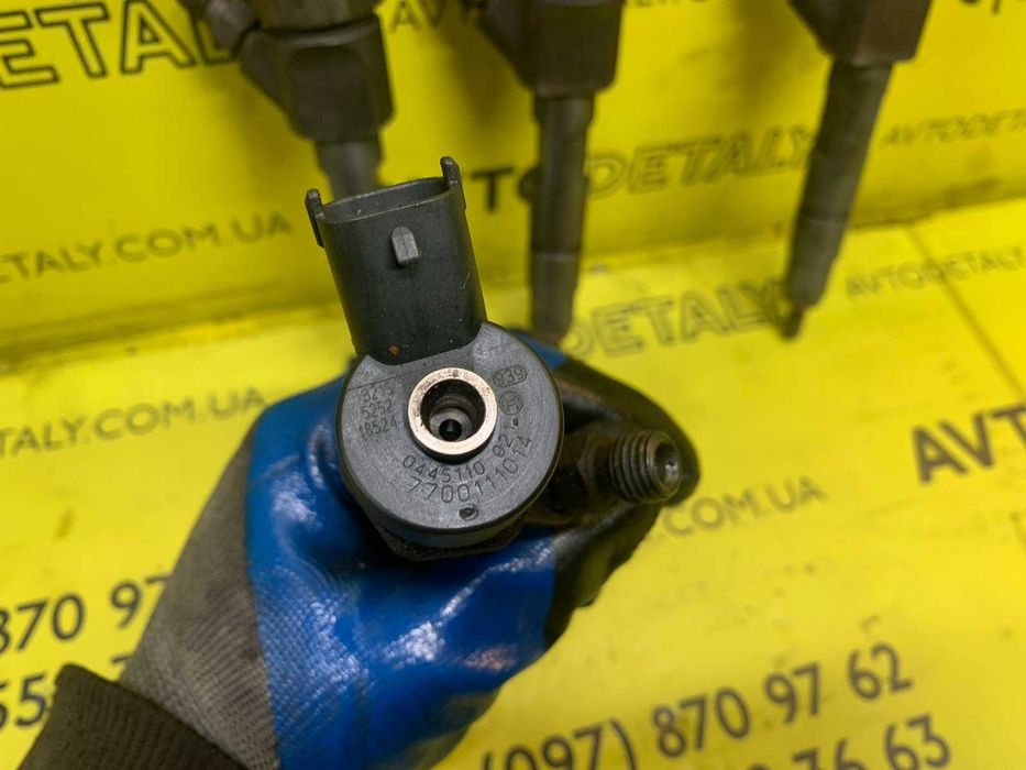 Форсунка 1.9 DCi BOSCH Opel Vivaro Nissan Primastar Renault 0445110021