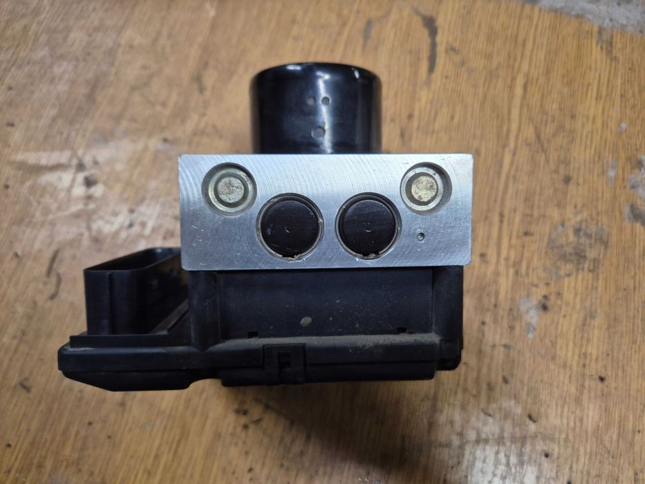 Audi s3 8l pompa hamulcowa audi s3 8l bam pompa abs 379e pompka abs