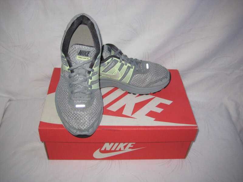 Кроссовки Nike оригинал 37-38 размер по стельке 24 см. Кожаные.НОВЫЕ