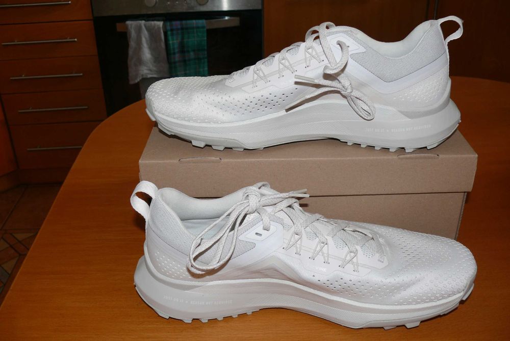Buty trailowe  do biegania Nike Pegasus Trail 4  rozmiar 46 EU  30 CM