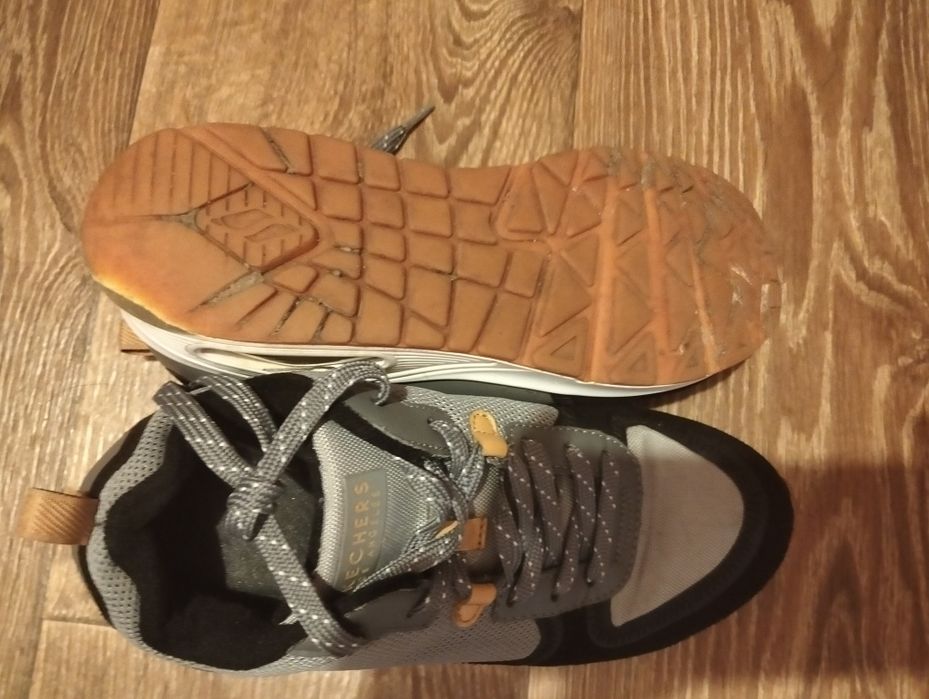 Кросівки Skechers на балонах