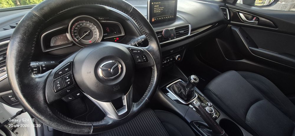 Mazda 3 | Manual | 2.0 benzyna | Navi | 2013r | 120KM | Oferta prywatna |