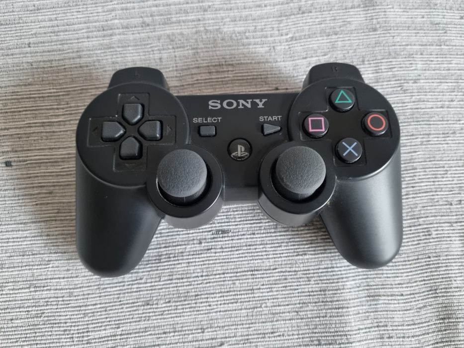 PlayStation 3  320gb com comandos move