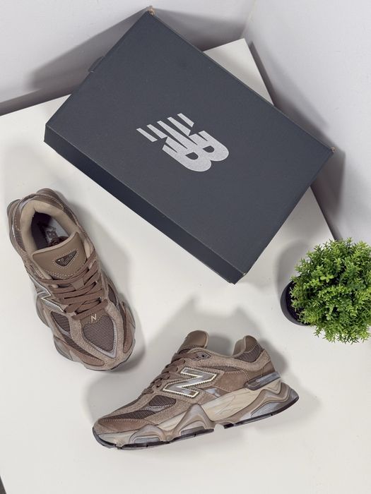 New Balance 9060 PB rozmiar 39.5