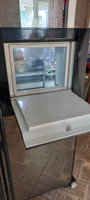 Холодильник Samsung Side-by-Side з льодогенератором
