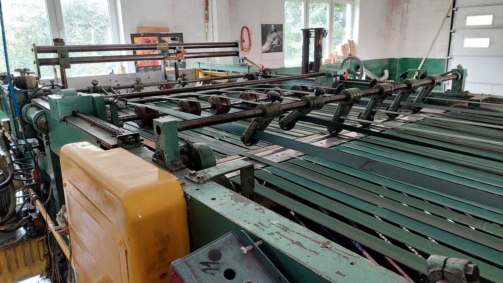 Przekrawacz rotacyjny do papieru JAGENBERG RQ 1300 z rolki na arkusz