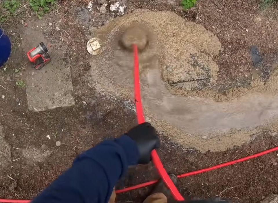 Гідродинамічна прочистка труб. Сантехнік Львів. Прочищення каналізації