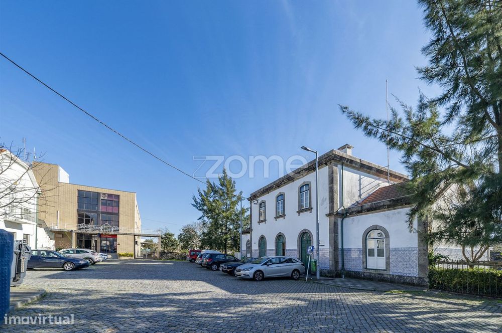 Comércio, oportunidade de investimento no Centro Comercial Barrosel...