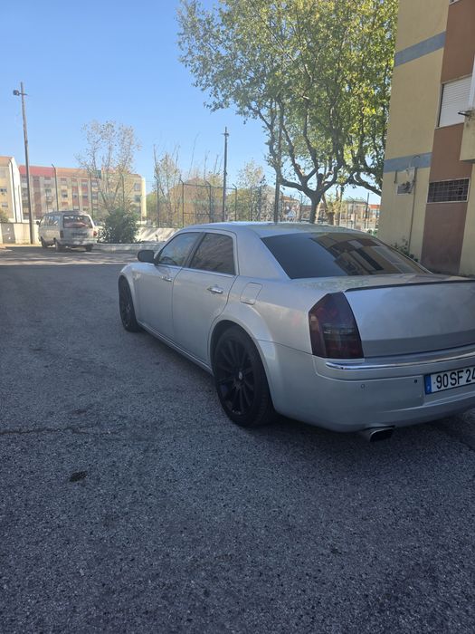 CHRYSLER 300C.   2009