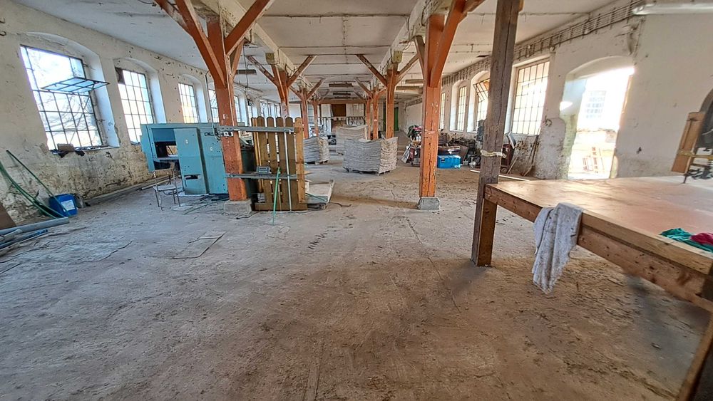 hala magazyn 100m2 możliwość powiększenia zmniejszenia łazienka prąd