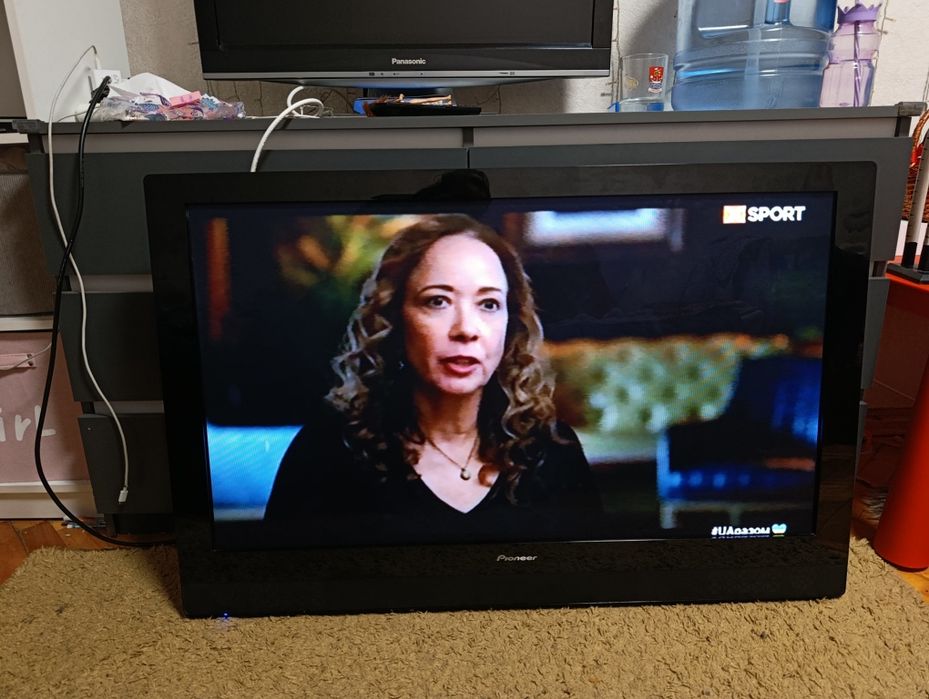 Телевізор pioneer