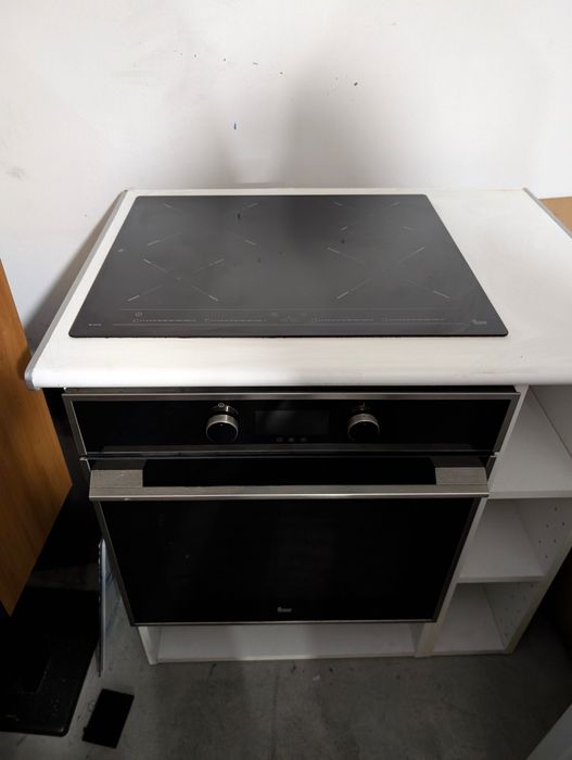 Teka HLB 840P sistema de limpeza DualClean pirolítico e HydroClean, A+