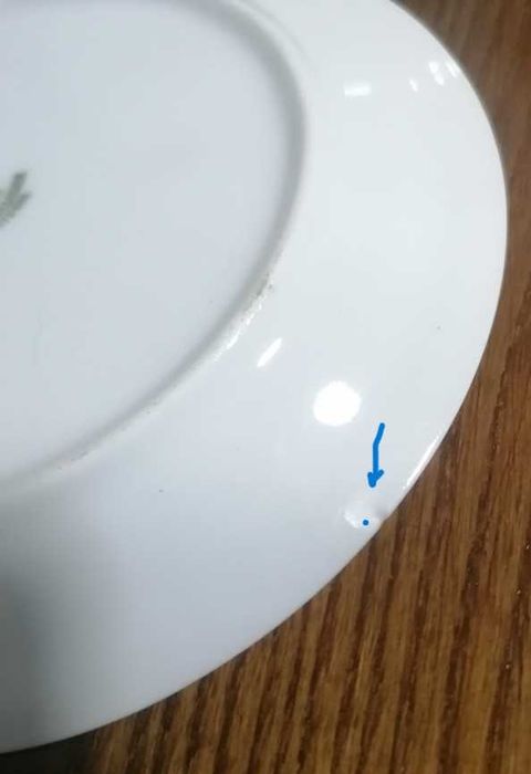 Pratos de doce em porcelana Vista Alegre, folhas