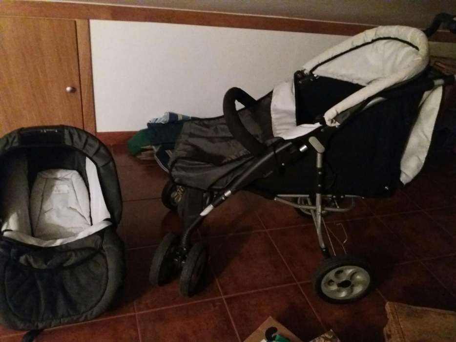 Carrinho de BÉBÉ com cadeirinha em óptimo estado