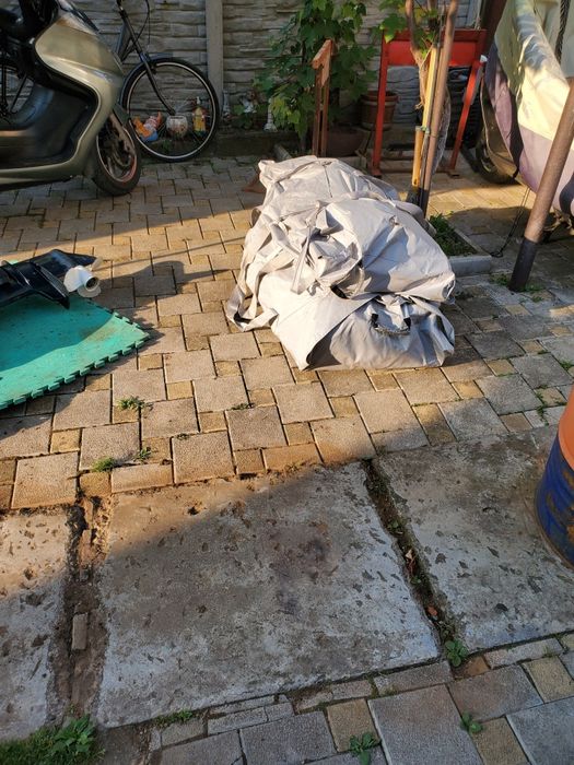 Продам моторну лодку каліпсо 380.