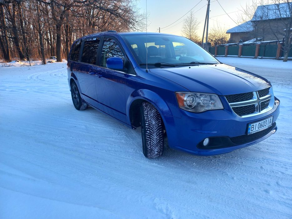 Dodge Grand Caravan 5  2019 р. GT CREW SXT + Мінівен 7 місць