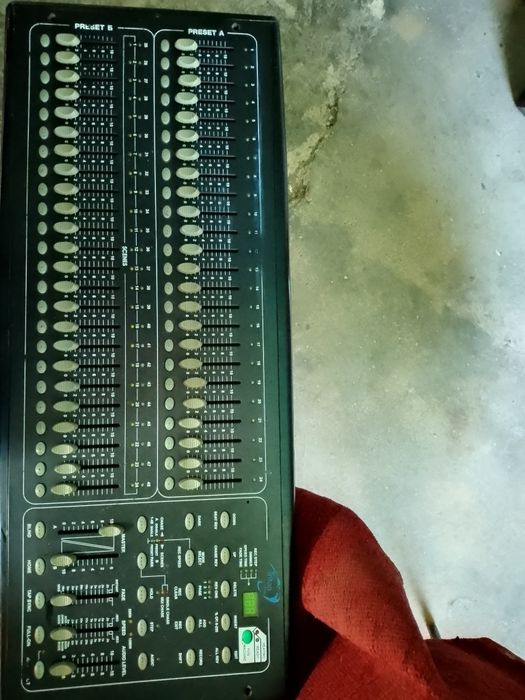 DMX Trinton 48 canais