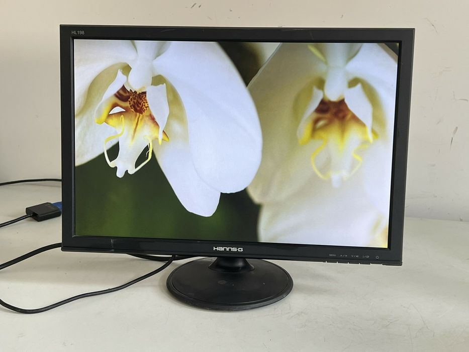 Монітор монитор HANNS G 19”