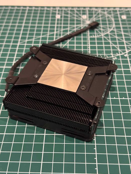 Кулер Noctua NH-L9a-AM4 chromax.black, чудовий стан з термопастою