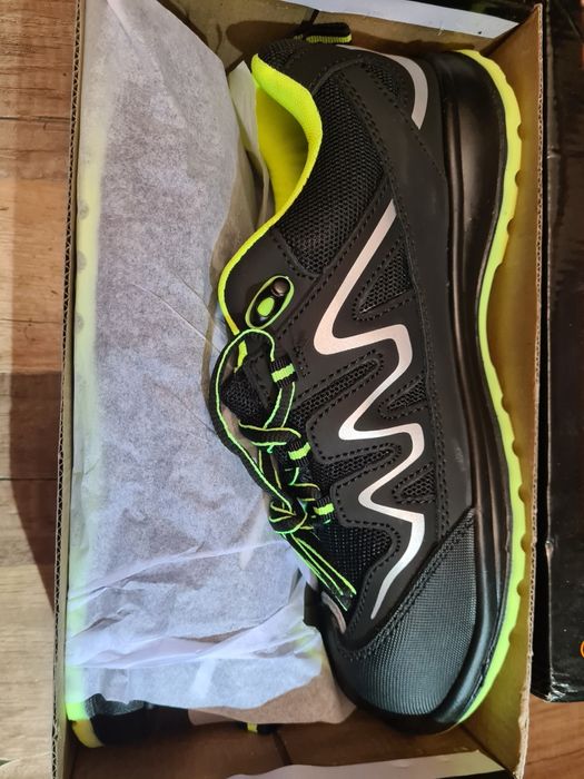 Buty robocze z czubkiem metalowym