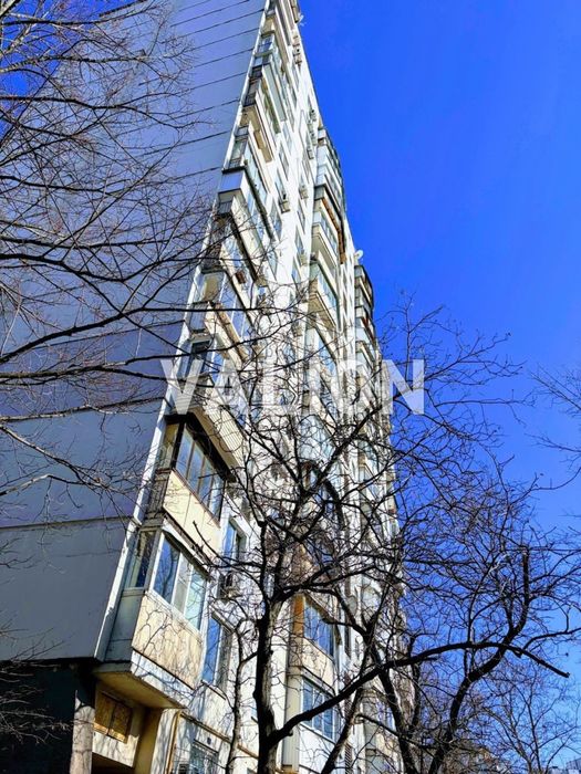 Продаж 2 кімн. квартири, вул. Солом'янська 41 к2, Солом'янський район.