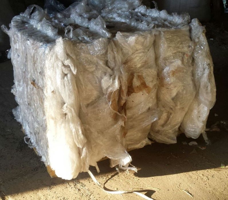Makulatura, kartony, folia LDPE, kontener KP16, KP36, prasokontener