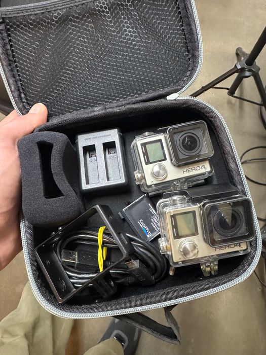Продам професійний набір: 2 камери GoPro HERO4 Silver + аксесуари