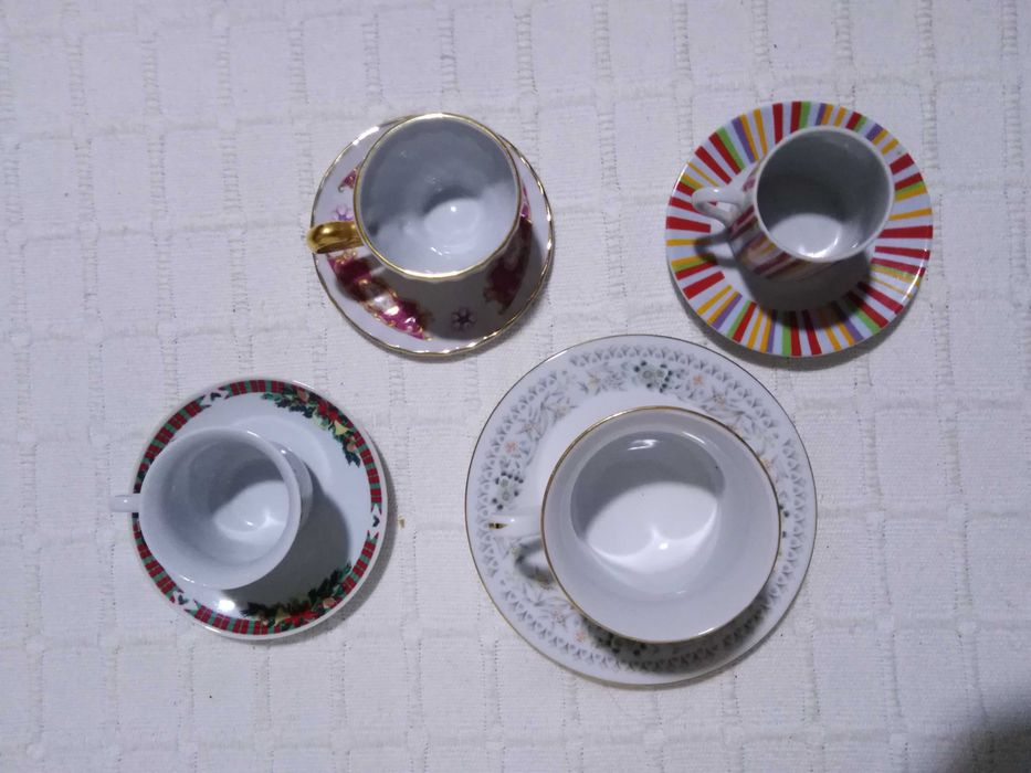 4 Chávenas + 4 Pires Várias Marcas