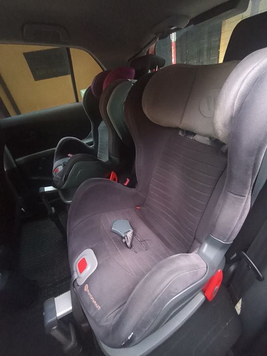 Sprzedam 2 foteliki samochodowe Avionaut Glider ISOFIX 9-25kg