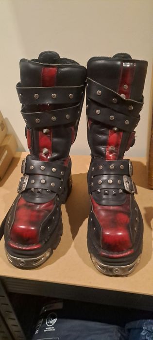 Botas new rock modelo raro pouco uso 38