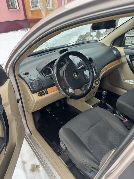 Продам Авео т250