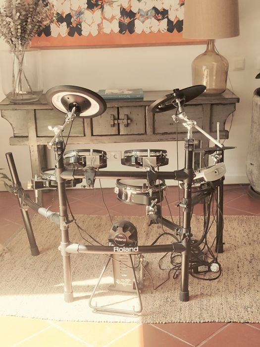 Roland td-9 v-tour  drum kit