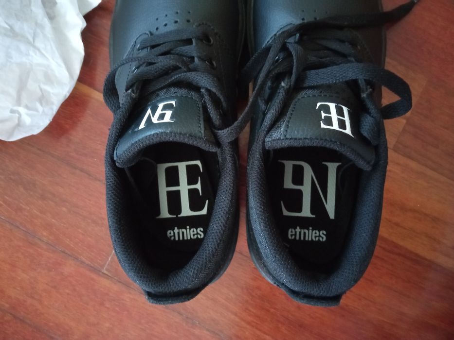 Tênis -Etnies e a "FESN" (Far East Skate Network) Japão colaboração limitada