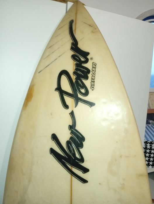 Prancha de surf 1.80,altura x 47 largura