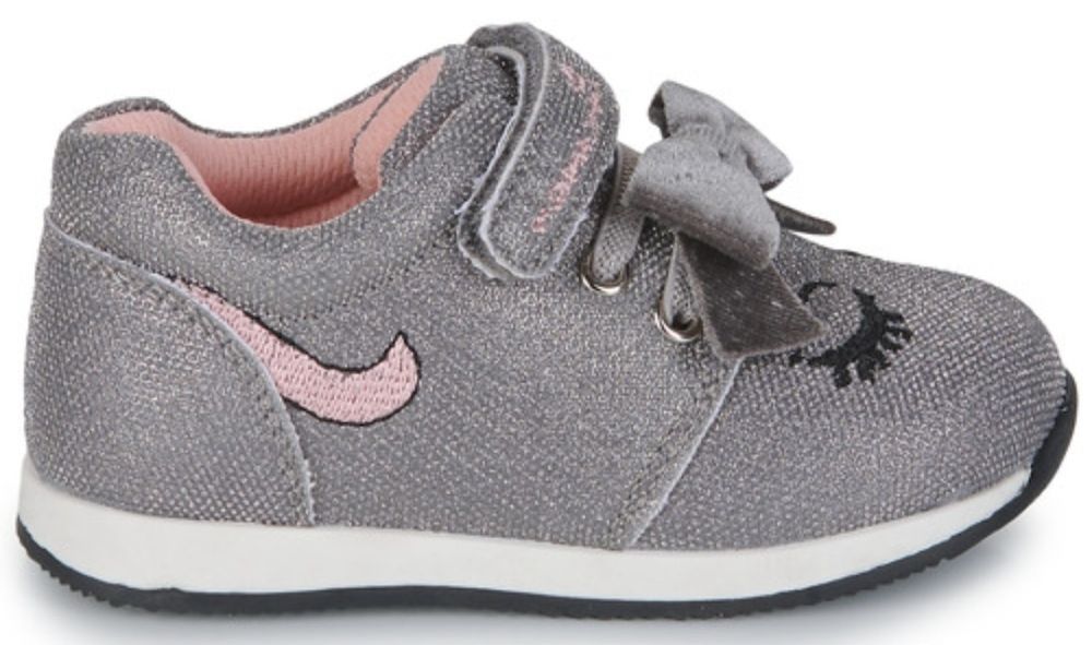 Sapatilha Chicco nova