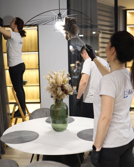 Прибирання квартир миття вікон клінінг