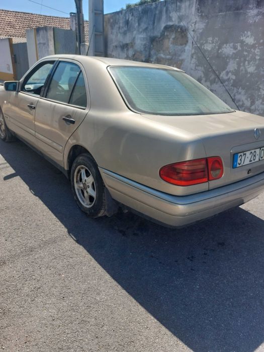 Mercedes Classe E 290 TD