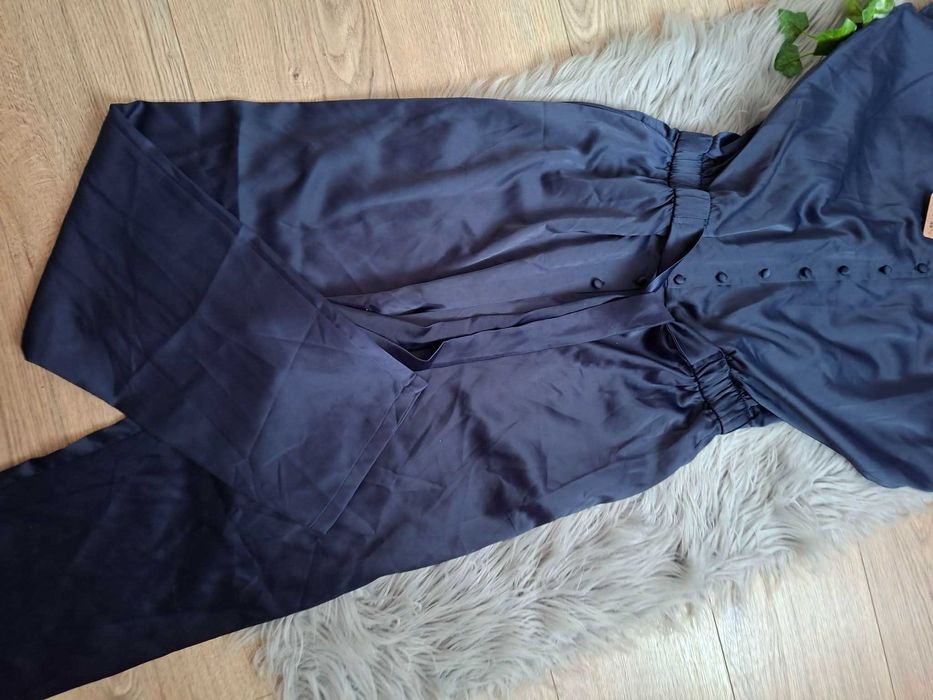 Elegancki kombinezon granatowy