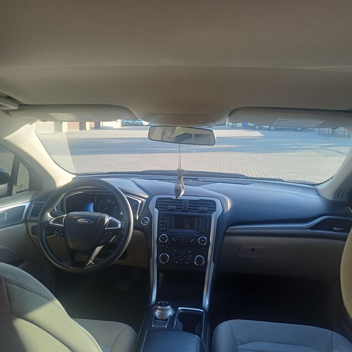 Продам Ford fusion hybrid