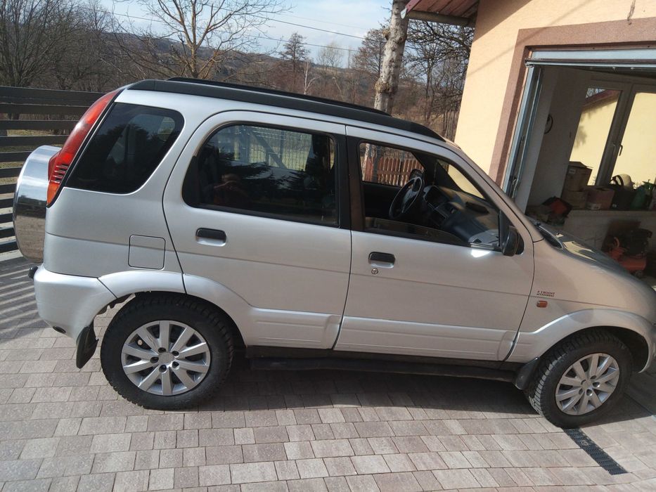 Daihatsu Terios, 2000r. benzyna + gaz, 4x4