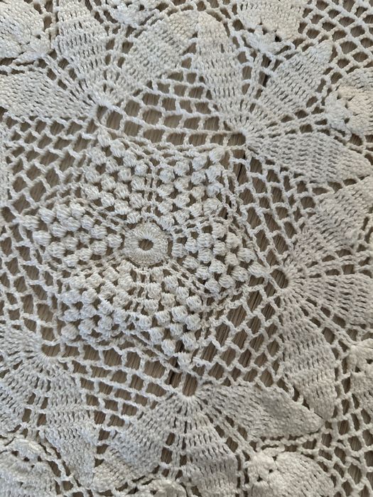 Serwetka  szydełko tulipan  40x45