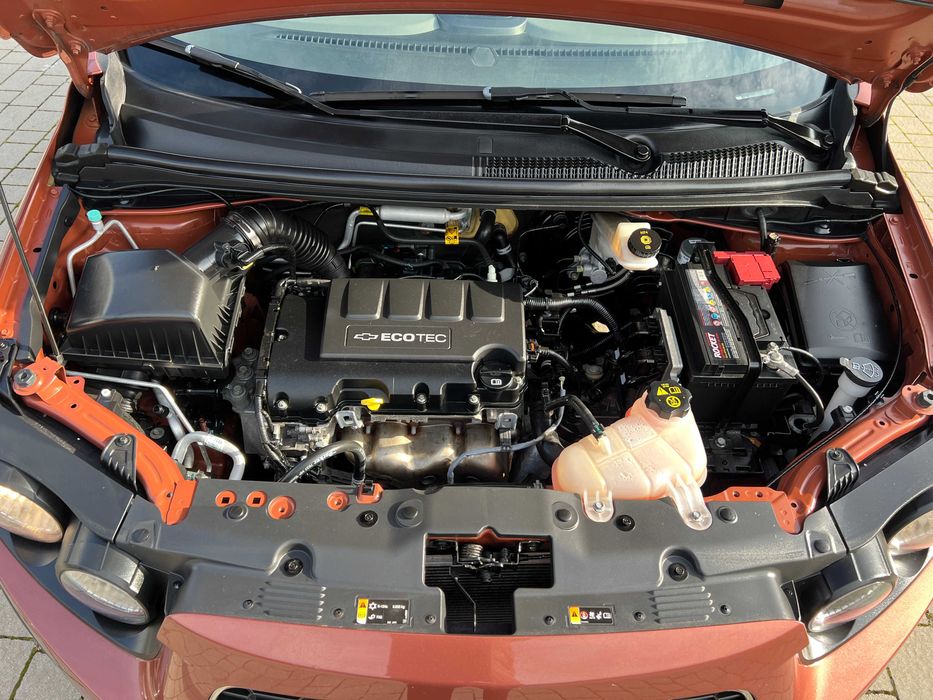 sprzedam chevrolet aveo 1,2 2011 tylko 40000 km
