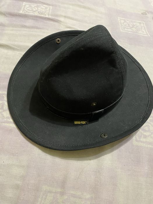 Капелюх в стилі мілітарі