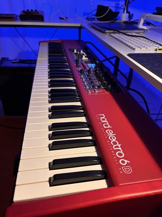 Nord electro 6D 73 novo