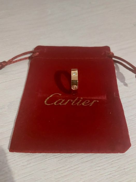 Anel Cartier rosa dourado