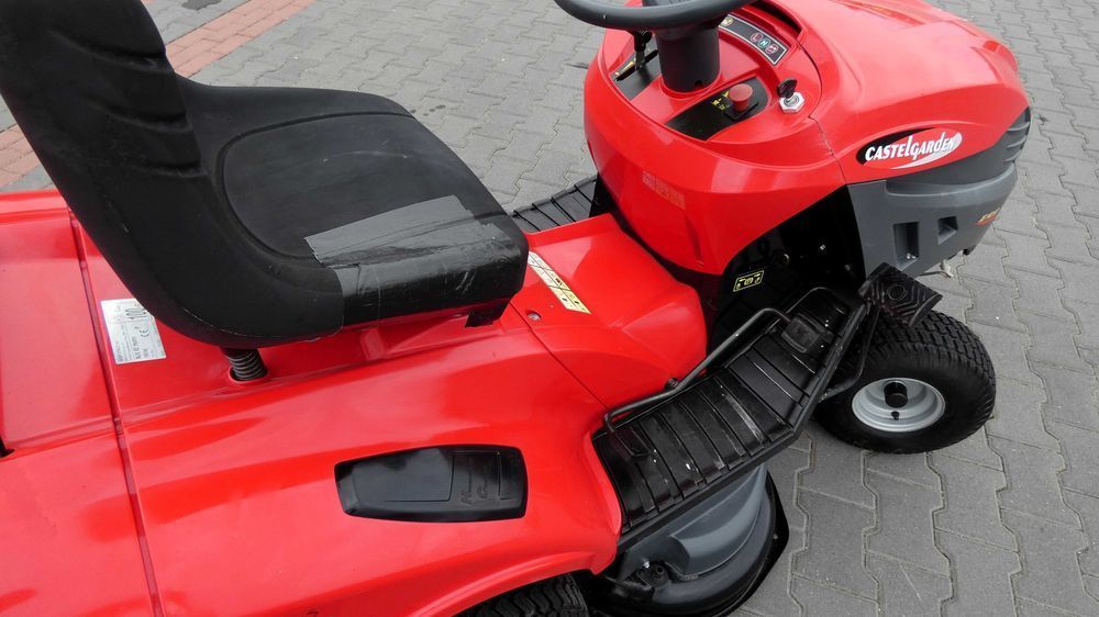 Traktorek kosiarka Castelgarden Briggs&Stratton (210604.5) - Baras