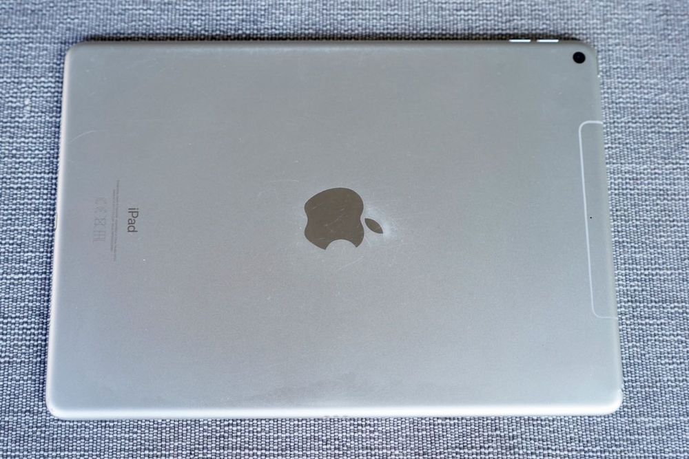 iPad Air 3 64GB WiFI + LTE